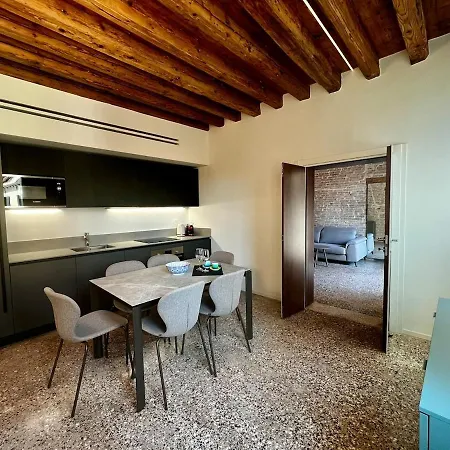 San Matteo Rialto Terrace * Venedik