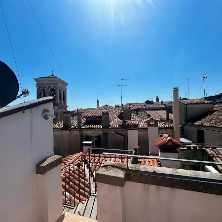 Daire San Matteo Rialto Terrace Venedik