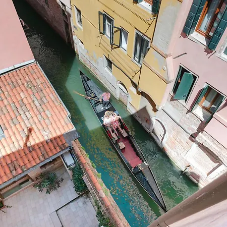 San Matteo Rialto Terrace Daire *