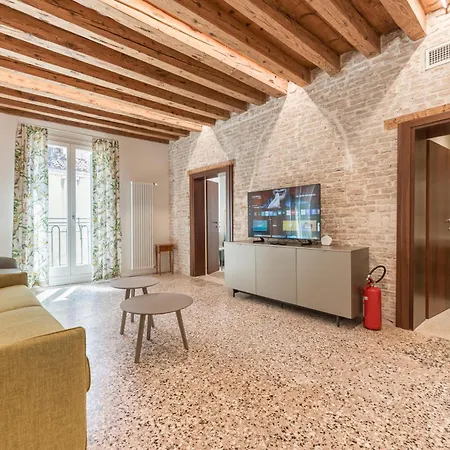 San Matteo Rialto Terrace Daire *
