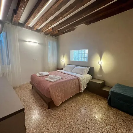 Apartment San Matteo Rialto Terrace