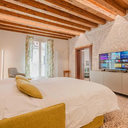 San Matteo Rialto Terrace Venice