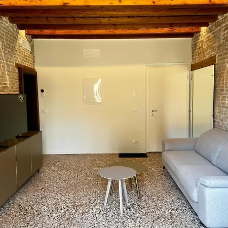San Matteo Rialto Terrace Apartmán *