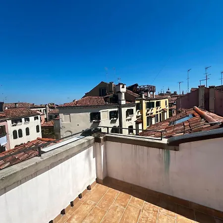 San Matteo Rialto Terrace Apartmán Benátky