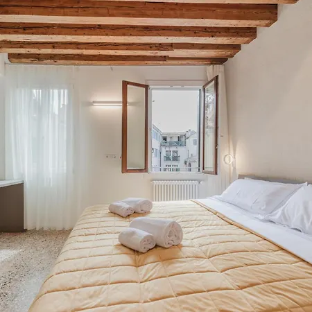 San Matteo Rialto Terrace * البندقية